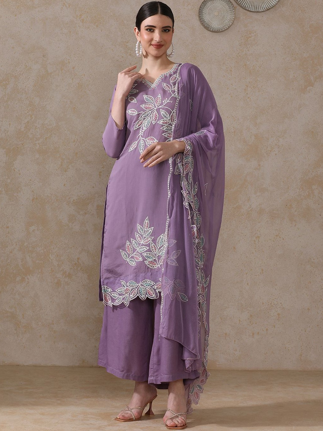Moara Women Floral Embroidered Regular Thread Work Straight Kurta with Palazzos & Dupatta