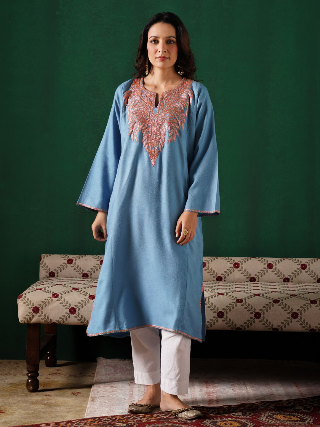 Kashmir Box Kashmiri Golden Boti Tilla Embroidered Cashmilion Round-Neck Winter Kurta