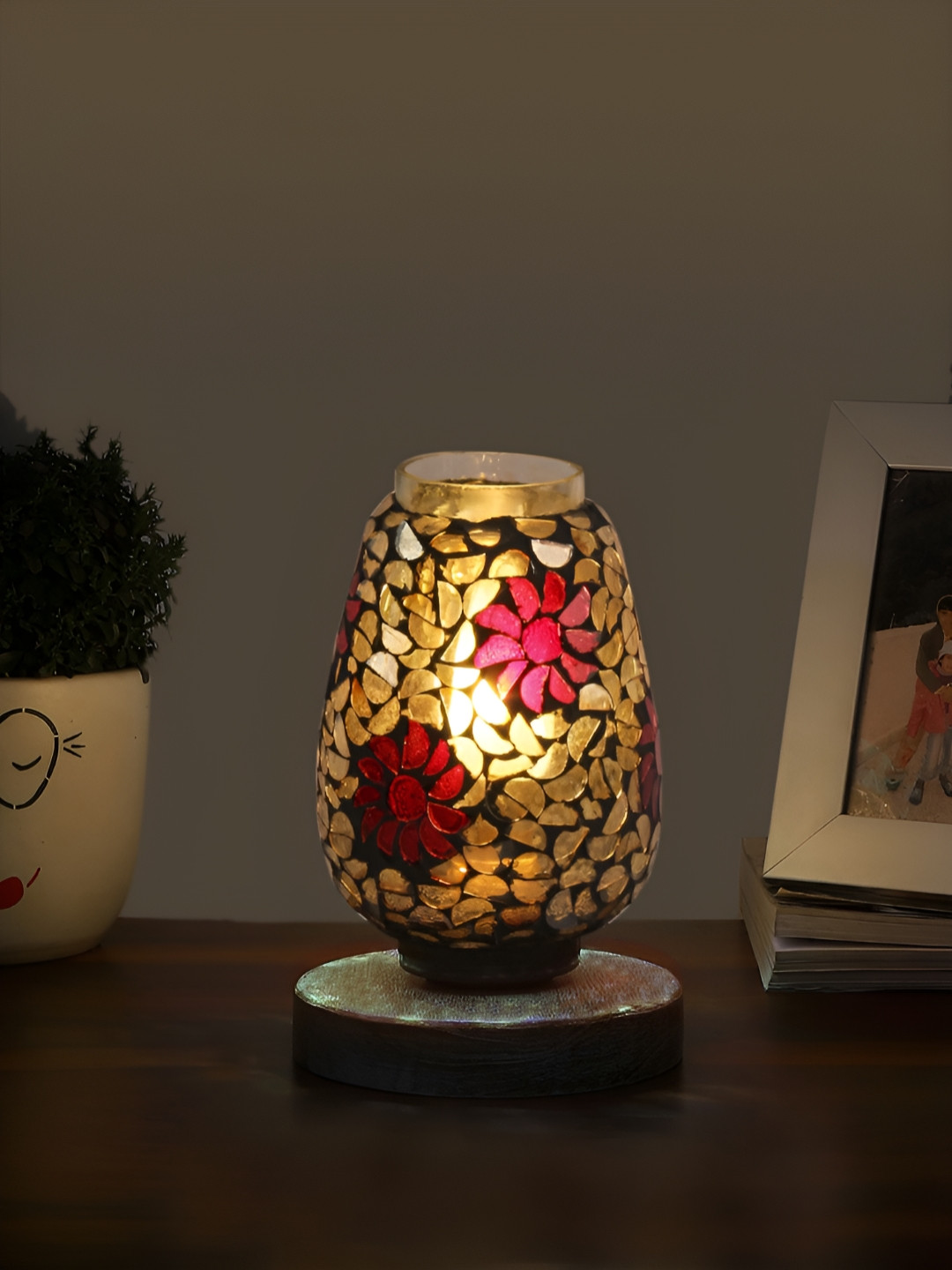 Aura Red & Grey Textured Glass Table Lamp With Base
