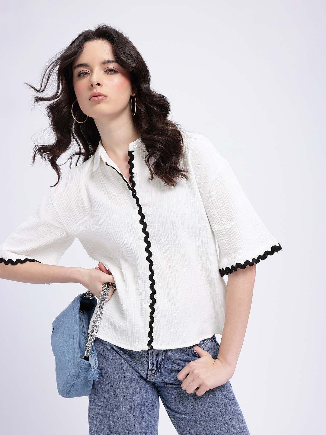 glitchez Contrast Scalloped Detail Relaxed Fit Shirt
