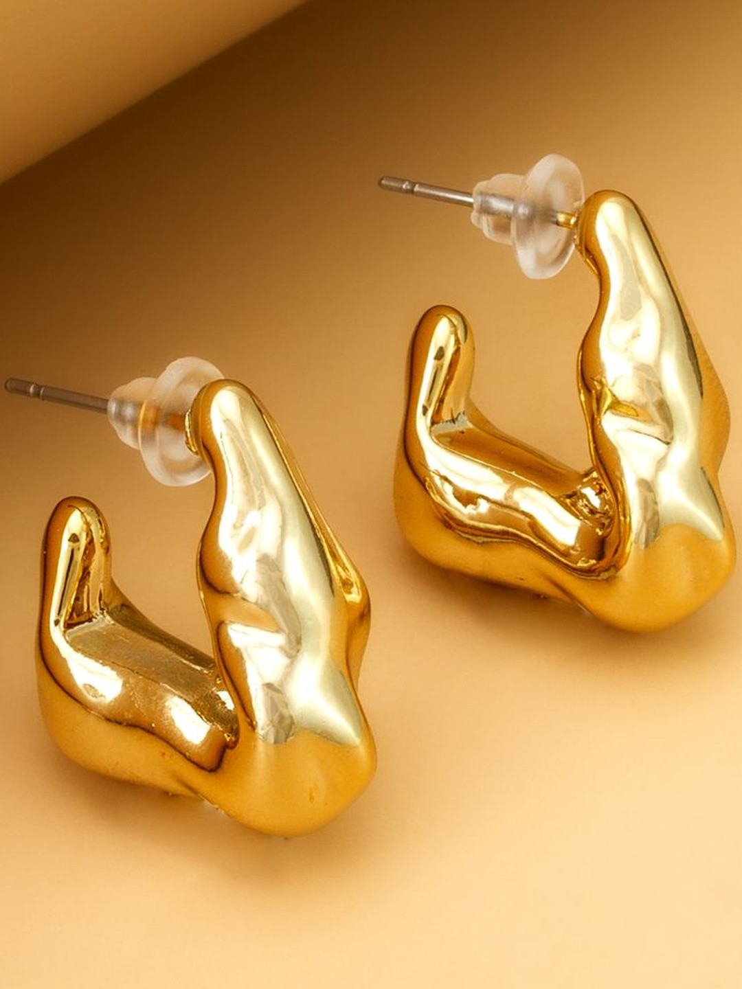 DressBerry Gold-Plated Alloy Kundan Diamond Shaped Earrings