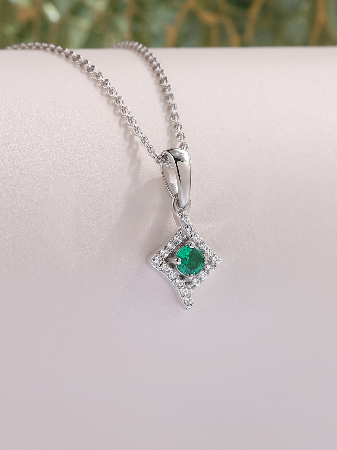 Ornate Jewels 925 Silver Green Emerald Pendant With Chain