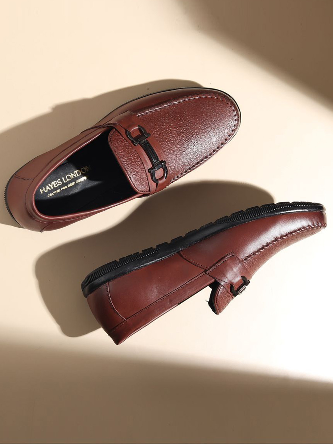 Hayes London Men Textured Slip-On Leather Formal Loafers