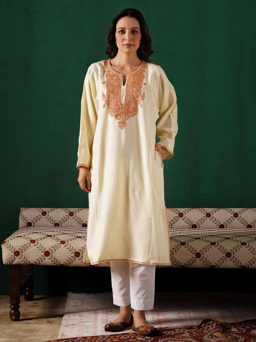 Kashmir Box Kashmiri Golden Boti Tilla Embroidered Cashmilion Round-Neck Winter Kurta