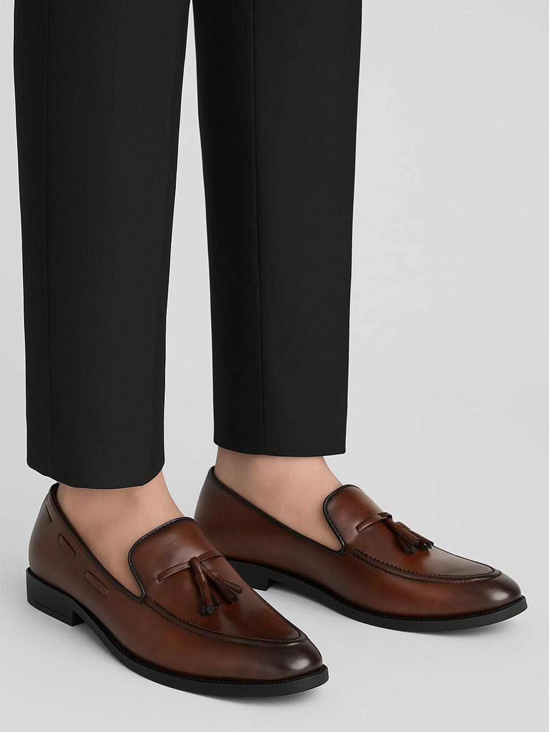 ASTEROID Men Tasseled Loafers