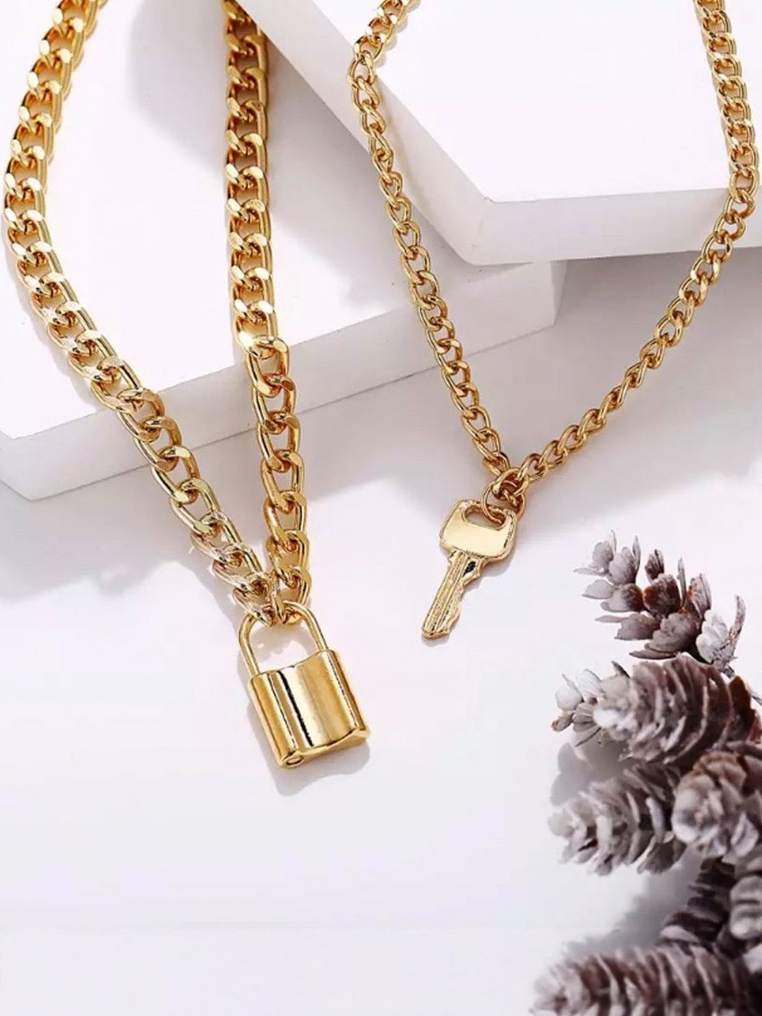 TheVineGirl Women Gold-Plated Double Layered Lock & Key Pendant Alloy Chain