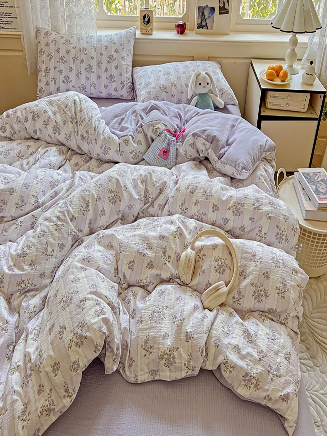 JC HOME Purple & White Flora Printed 4 Piece Double King Regular Bedding Set