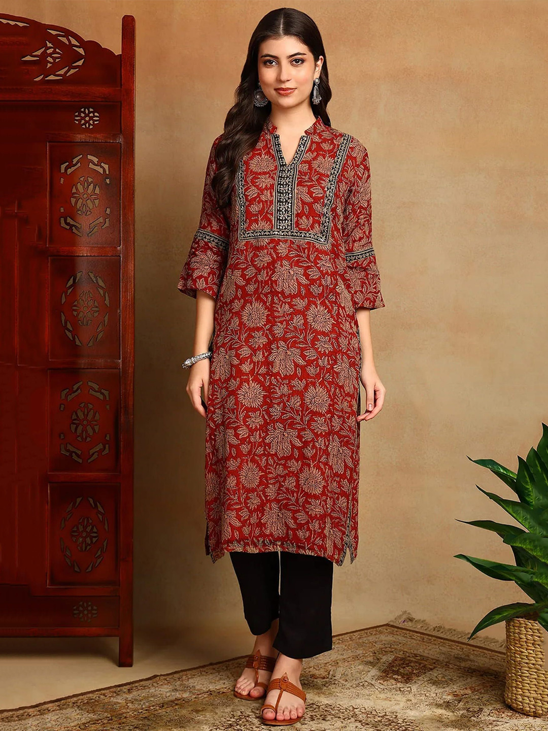 Tahiliya Women Floral Block Printed Mandarin Collar Cotton Straight Kota Doria Kurta