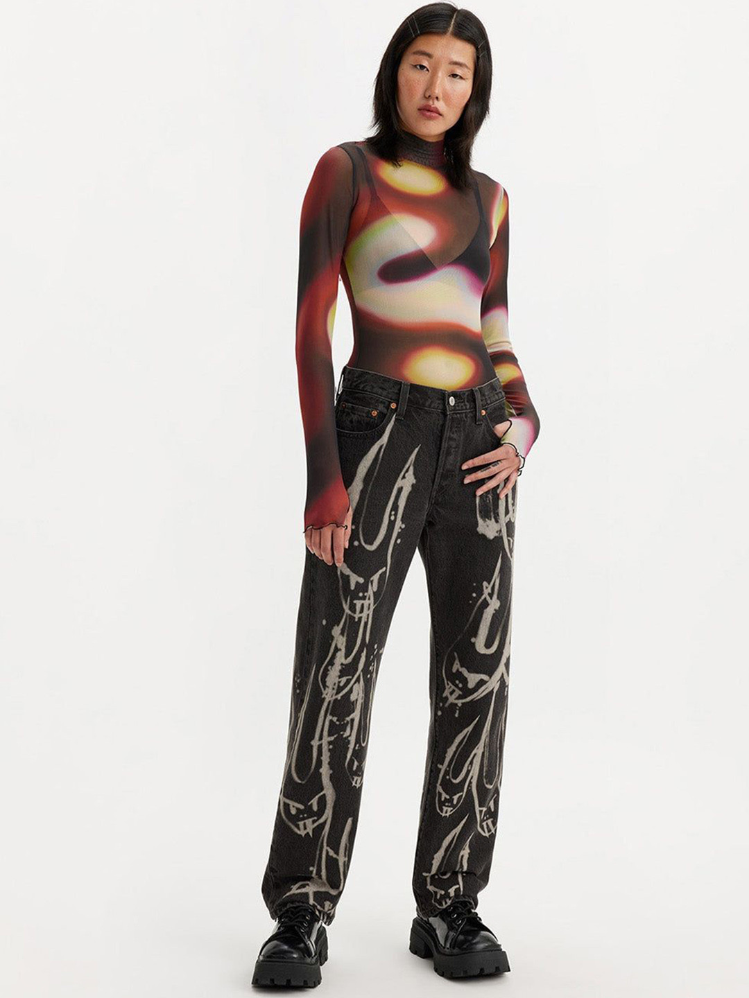 Levis Women Classic Straight Fit Mid-Rise Printed Non Stretchable Jeans