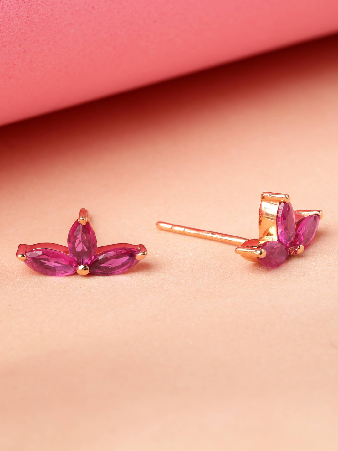 EZURR Rose Gold Plated CZ-Studed Leaf Shaped Studs