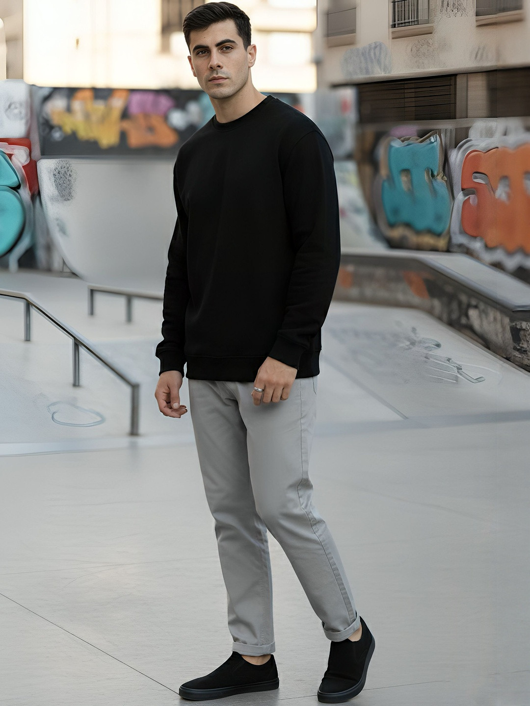 Moda Rapido Men Black Solid Sweatshirts