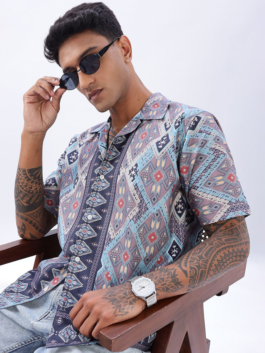 Vestirio Relaxed Resort Wear Geometric Printed Cuban Collar Shirt
