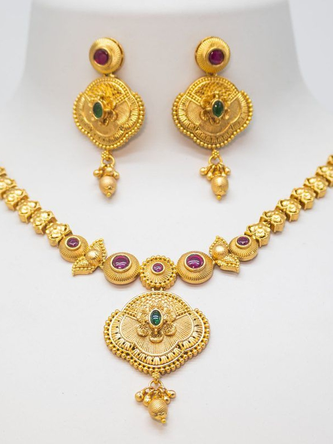festivjewelleryze Gold Plated Short Necklace Set