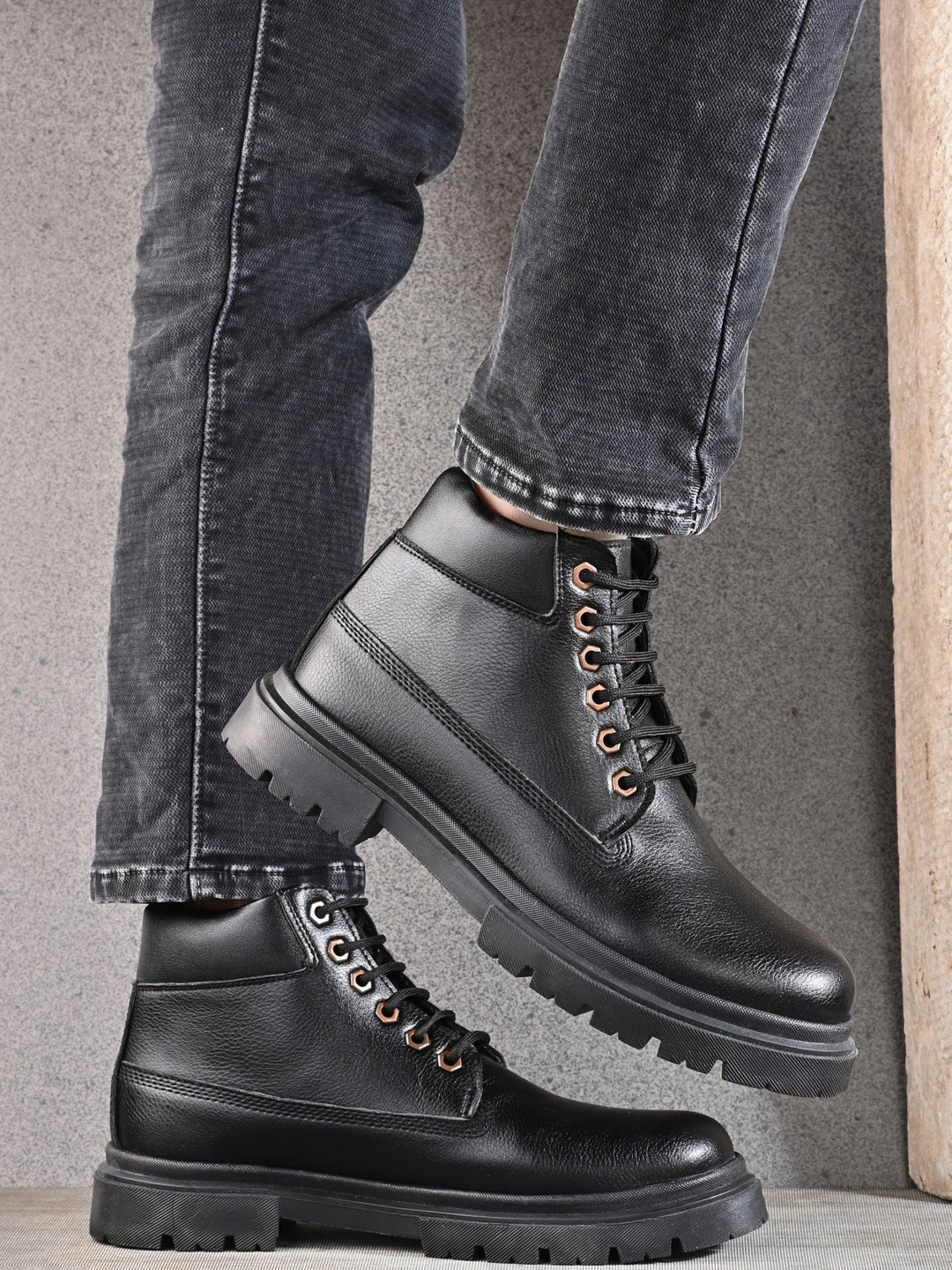Roadster Men Black Synthetic Leather Chunky Boots