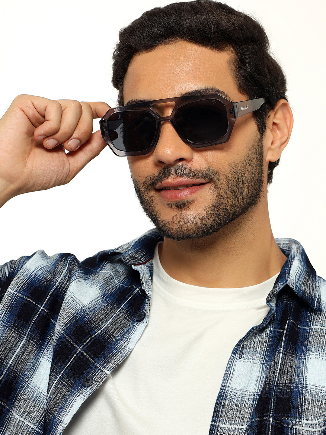 Eyejack by Voyage Unisex Wayfarer Sunglasses with UV Protected Lens 3761CL1005