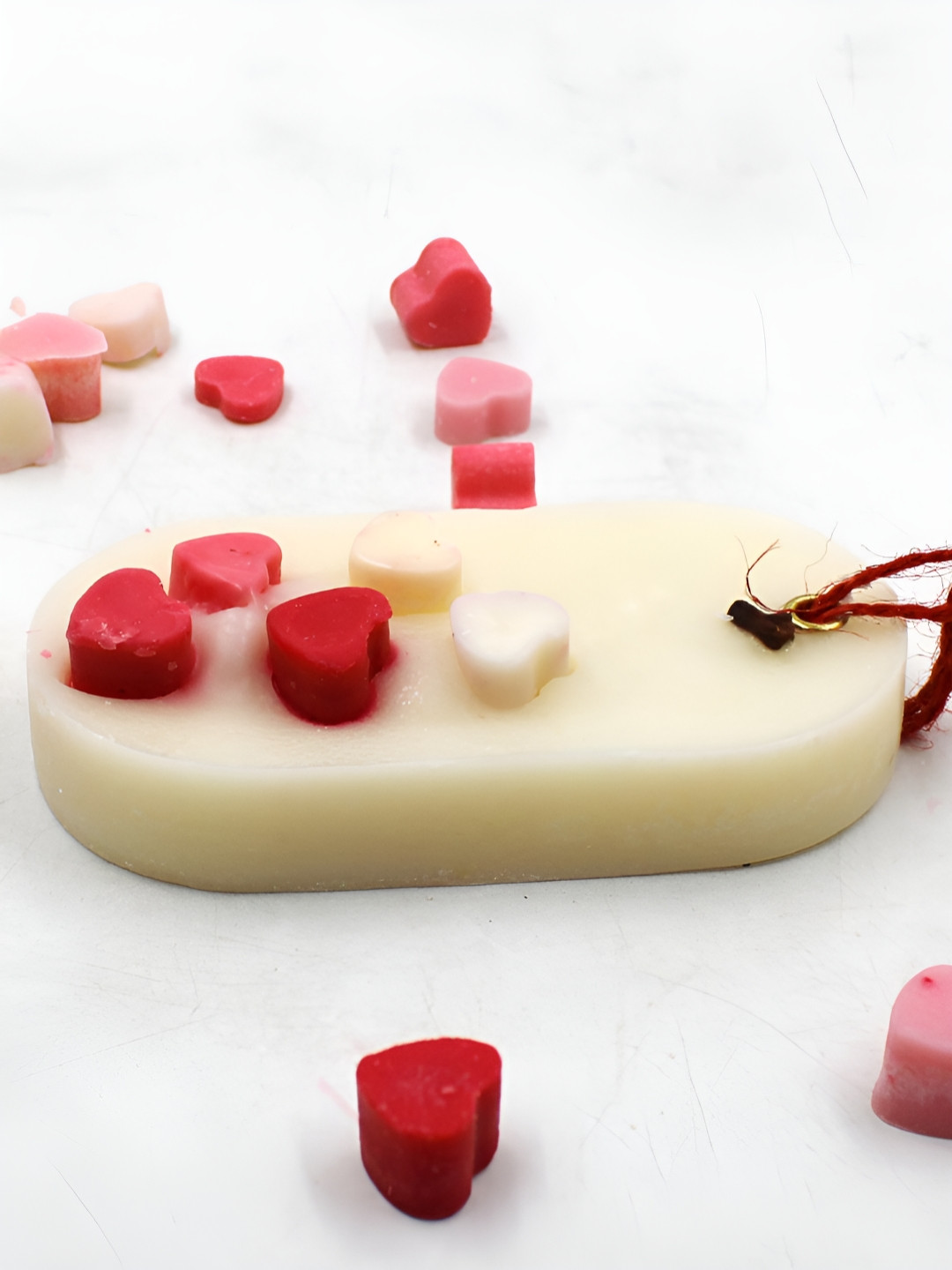 RANDOM Off-White & Pink Scented Soy Wax Sachet