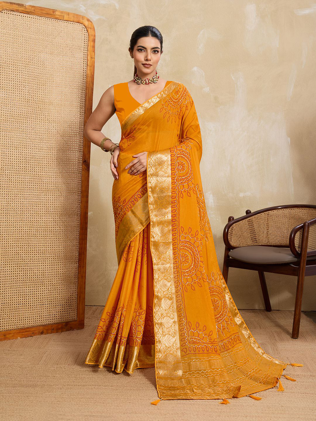 SOHINI NX Ethnic Motifs Sequinned Pure Chiffon Heavy Work Bandhani Saree