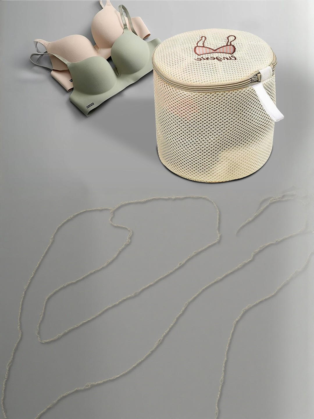 Stylista Cylindrical Mesh Lingerie Washing Bag With Zipper