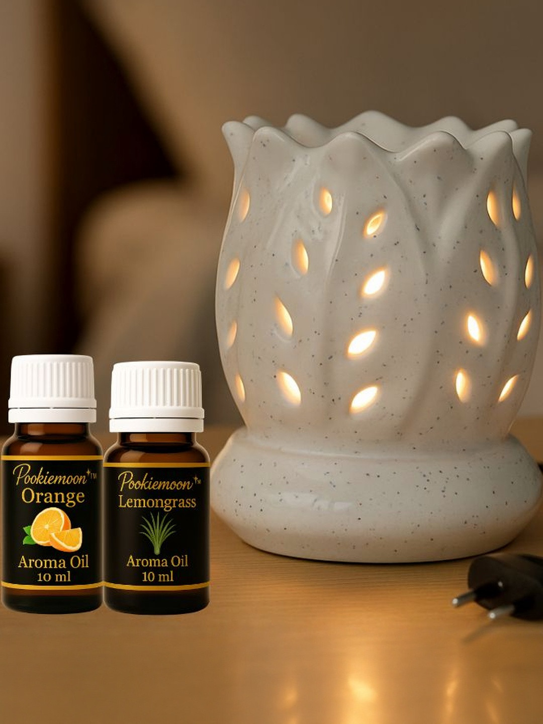 Pookiemoon Shank 10ml Each Ceramic Electric Aroma Diffuser with 2 Jasmine Aroma Oils