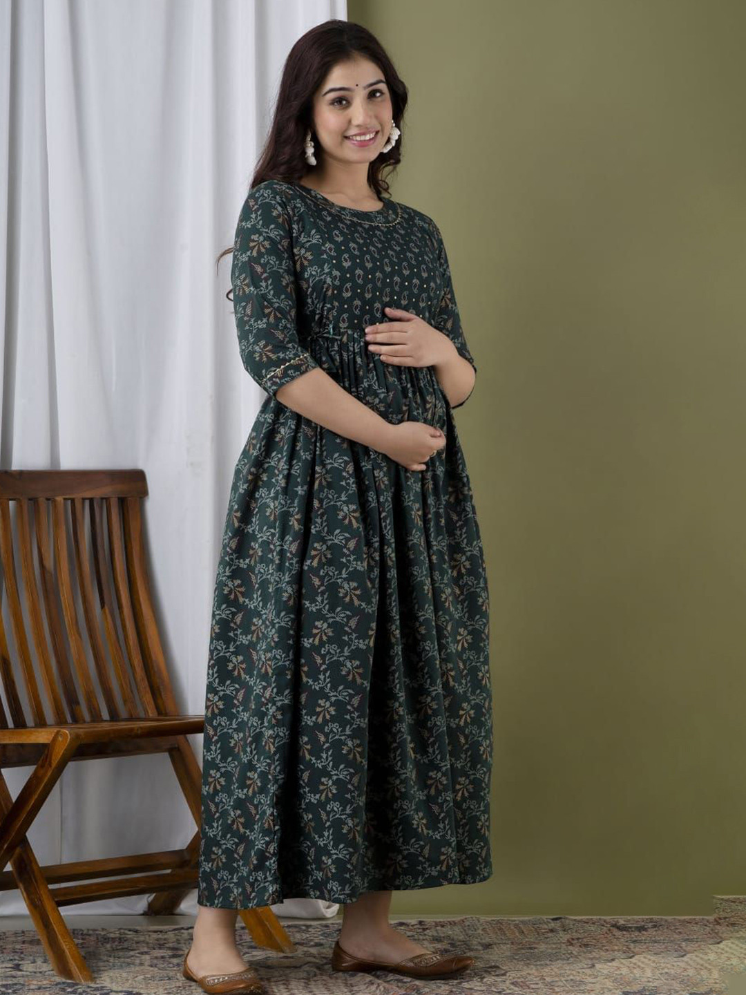 MAGHMA Women Floral Printed Maternity Fit & Flare Midi Dress