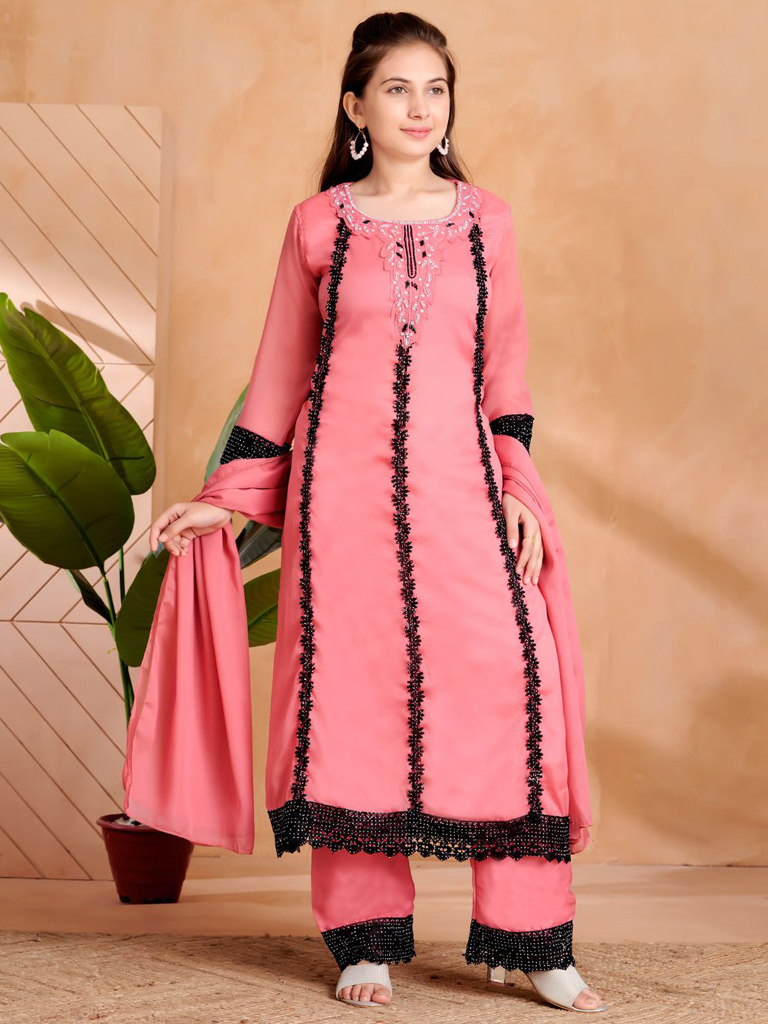 BAESD Girls Embroidered & Lace Work Kurta & Pants With Dupatta