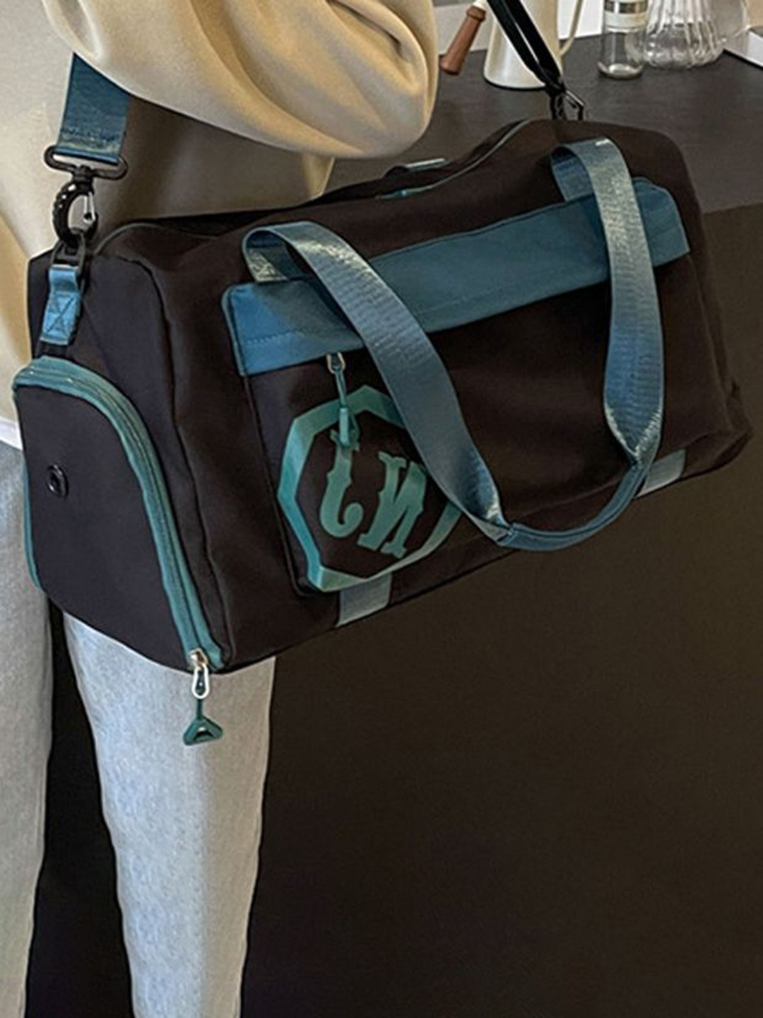 StyleCast x Revolte Women Medium Casual Duffel Bag