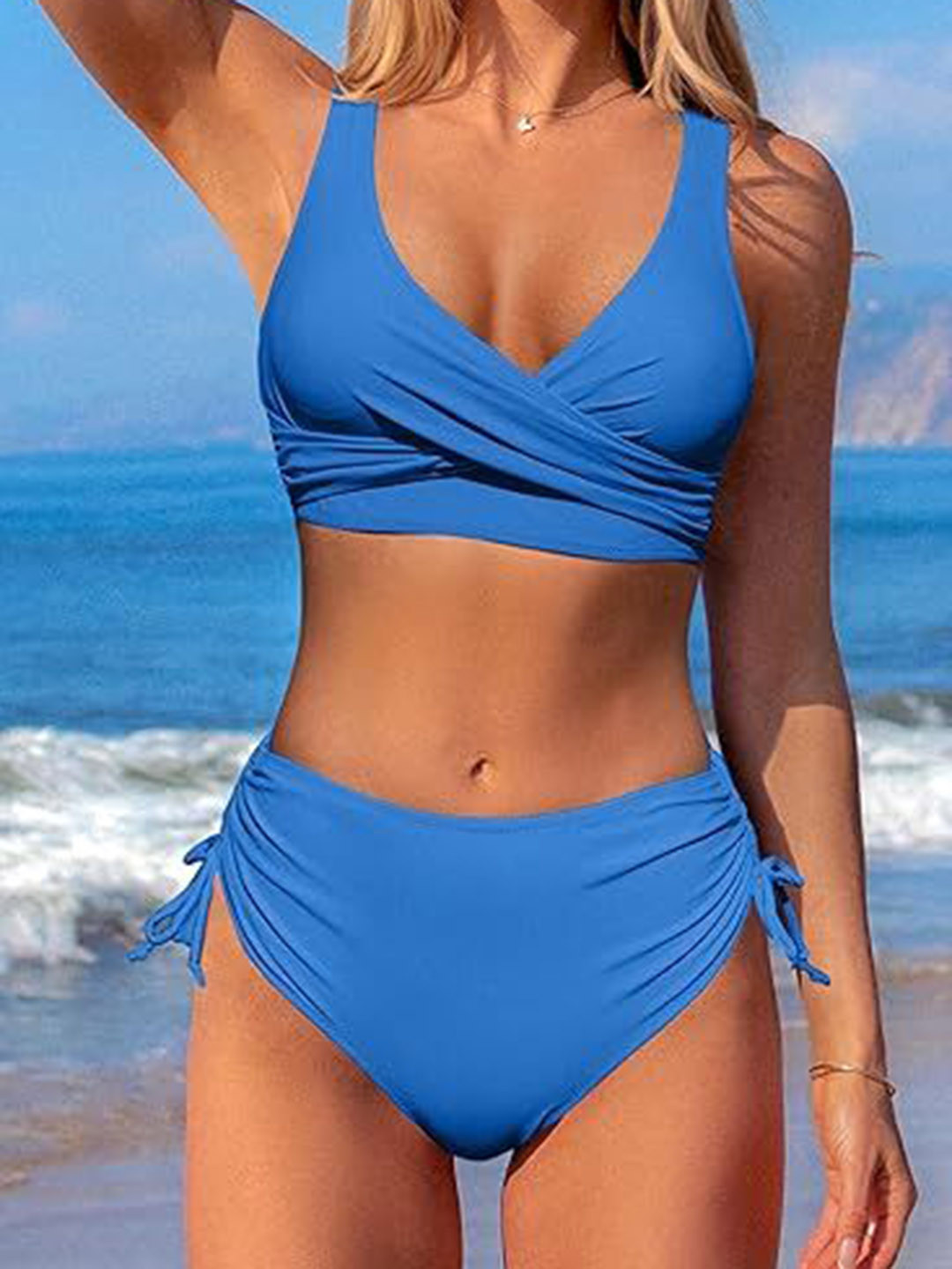 DREAM X FASHION V-Neck Halter Neck Tie Strap Bikini Set