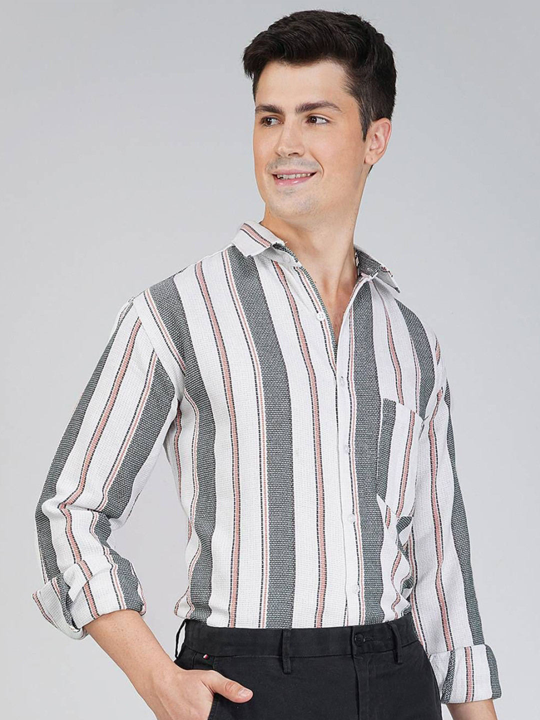 SOLSTICE Men Comfort Fit Vertical Striped Spread Collar Pure Cotton Smart Casual Shirt