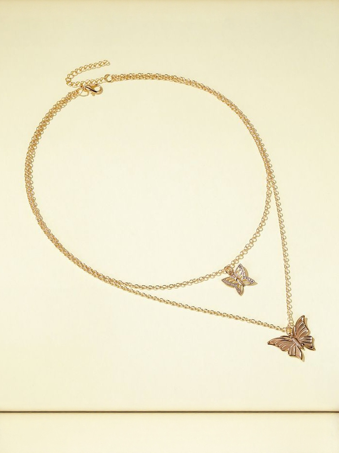 Arzonai Gold-Plated Double Layered Butterfly Necklace