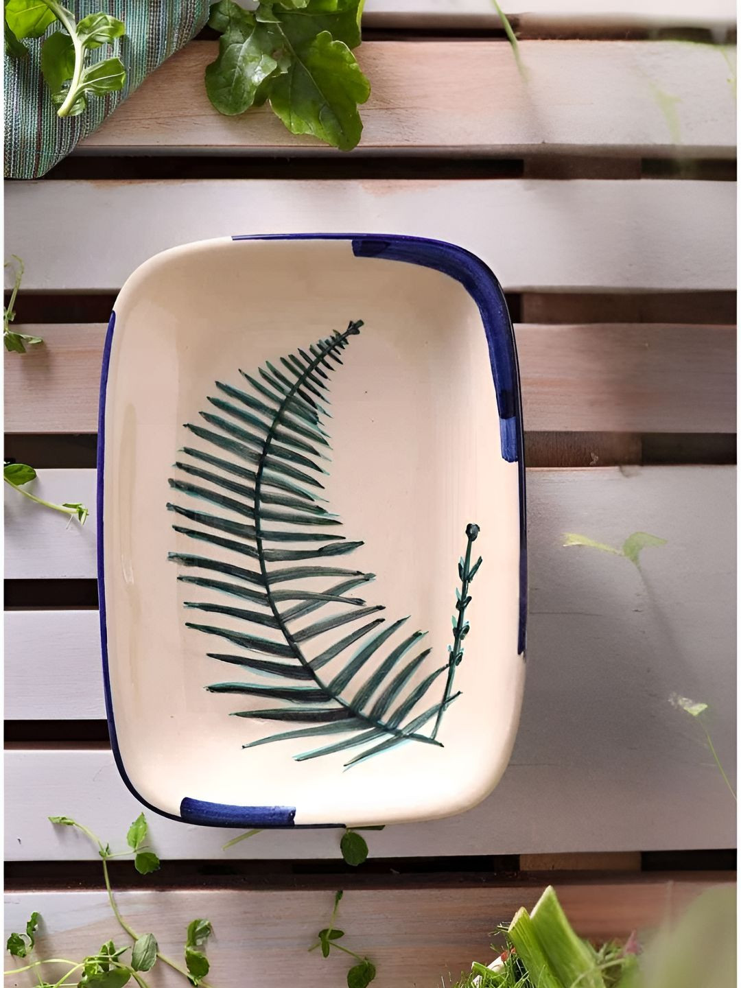 FREEDOM TREE Beige & Blue Wonderland Printed Ceramic Nut Serving Tray