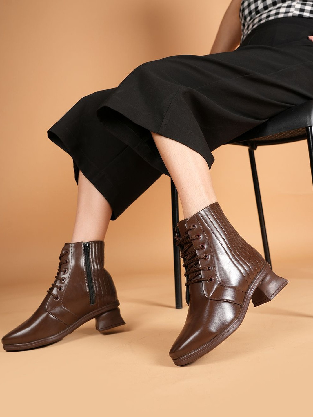 Roadster Women Tan Square Toe Block Heel Boots