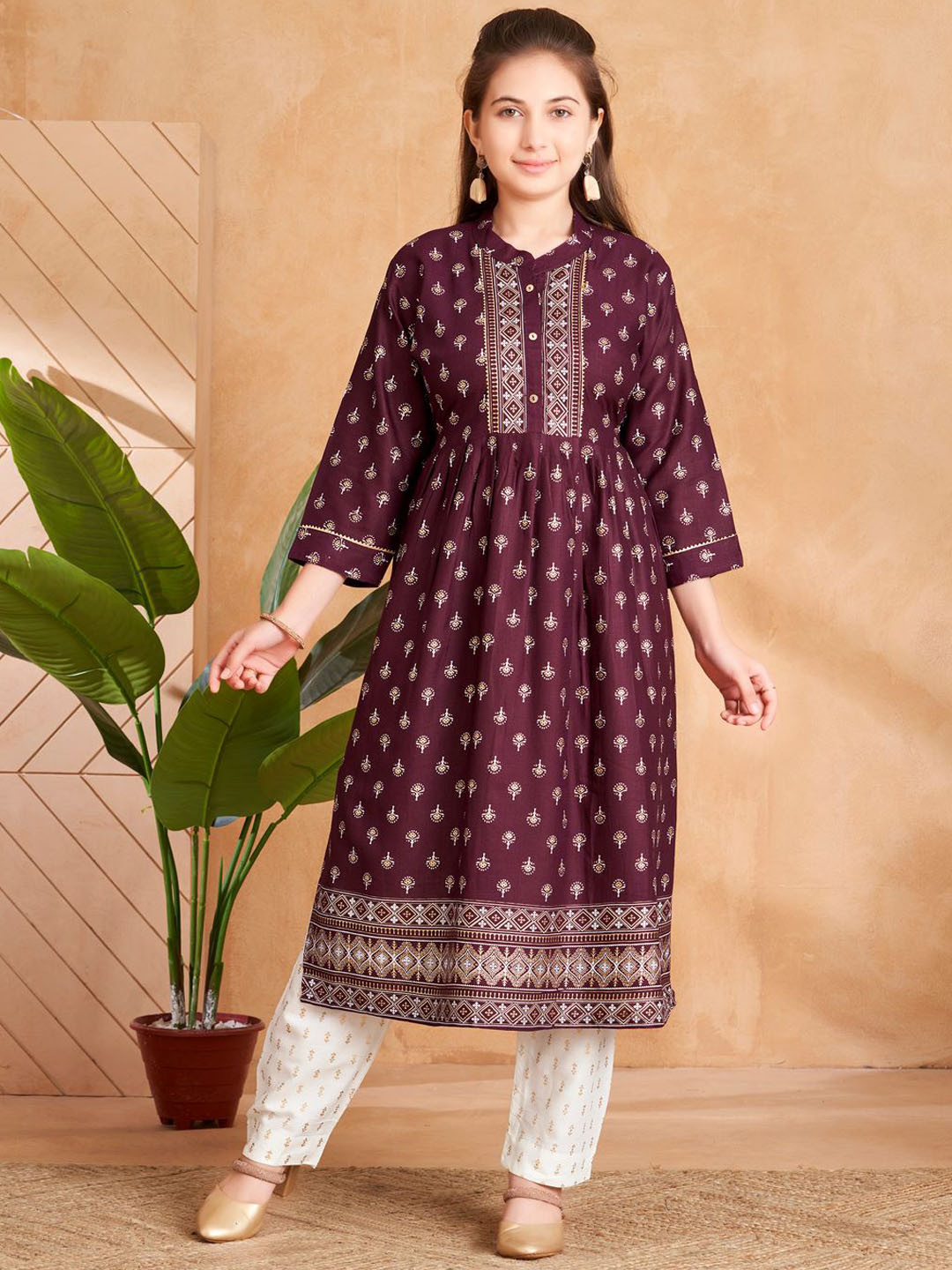 BAESD Girls Foil Print Rayon Kurti Pant Set