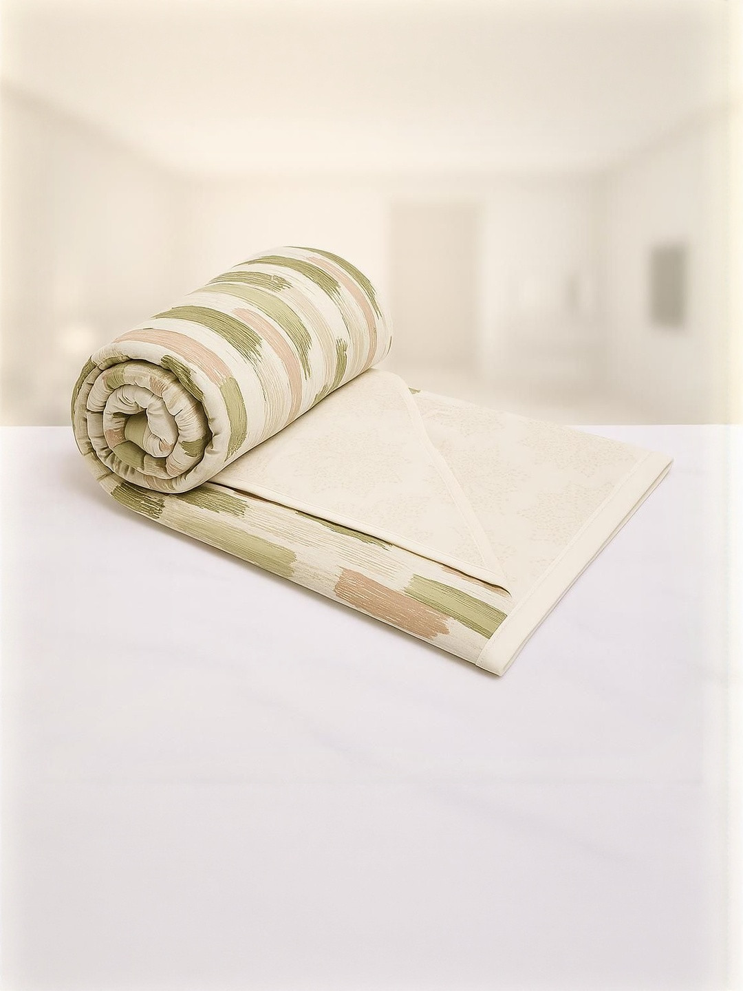 Signature Green 300 GSM Microfiber AC Room Double Bed Dohar