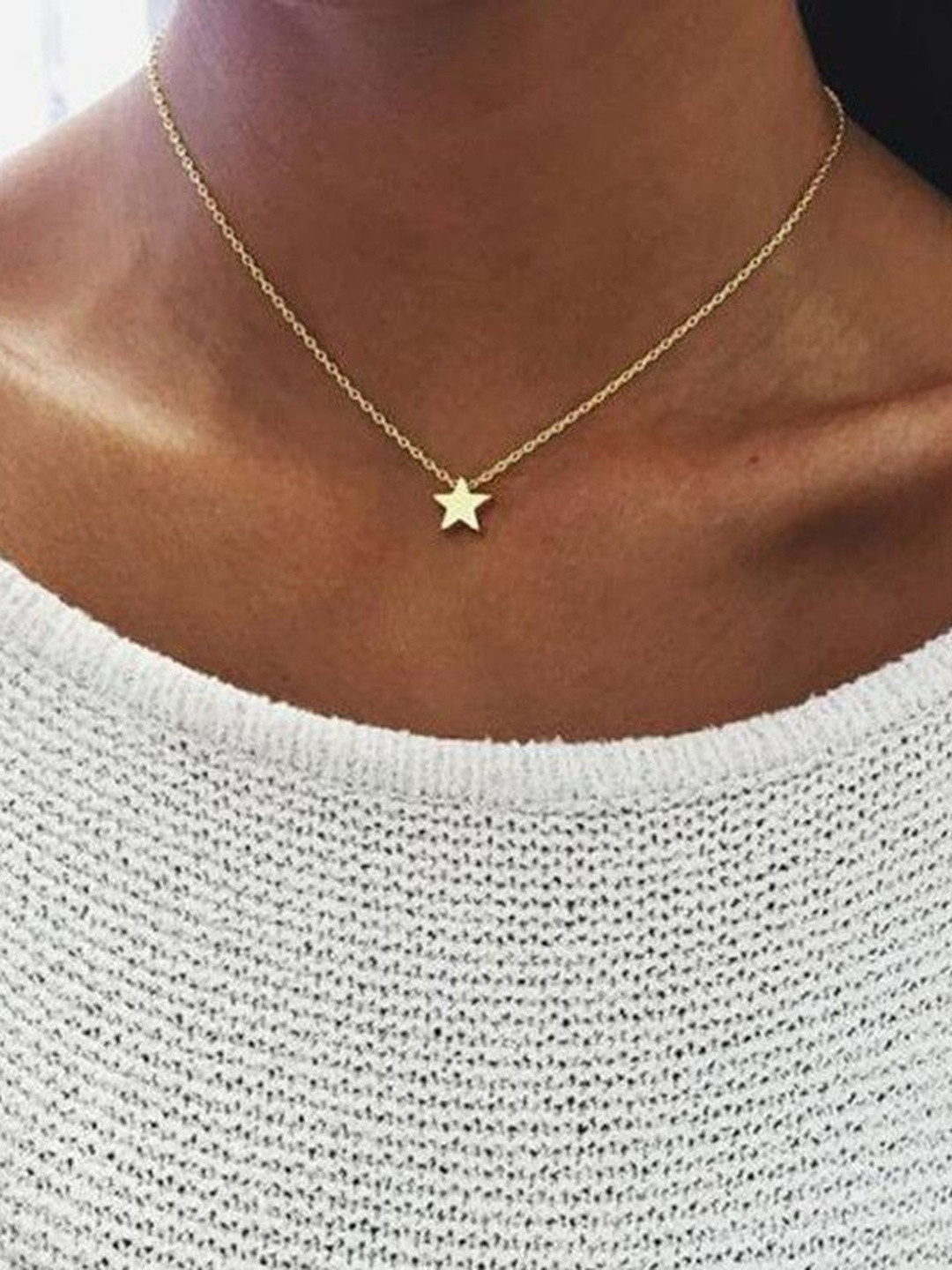 Arzonai Women Gold Plated Star Pendant With Chain