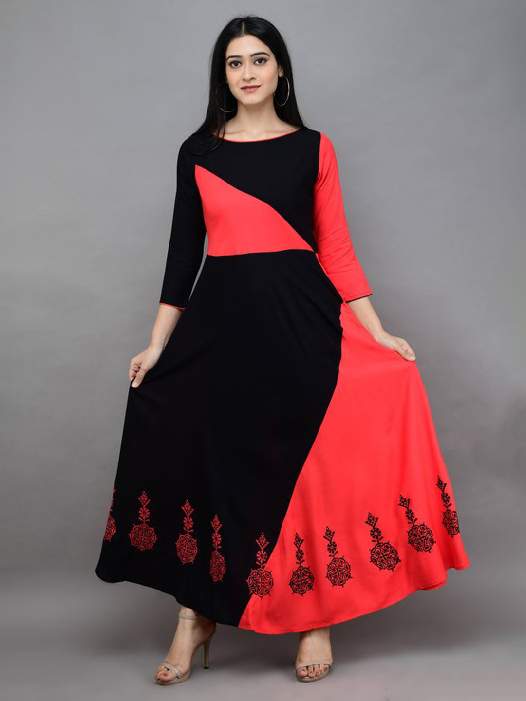 MANGGO Women Colourblocked Maxi Dress