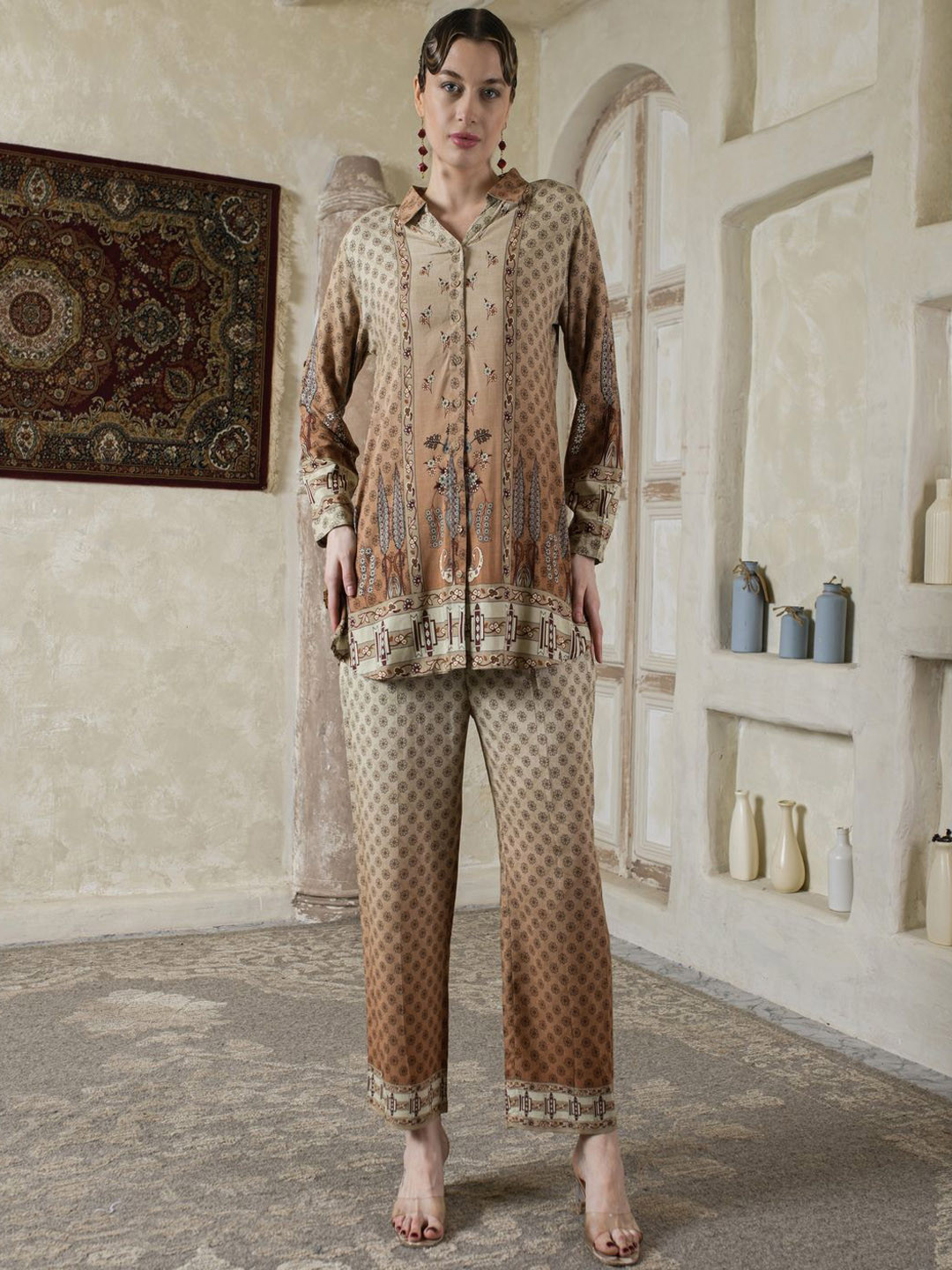 THE BARI Ethnic Motifs Printed Shirt Collar Kurta With Trousers