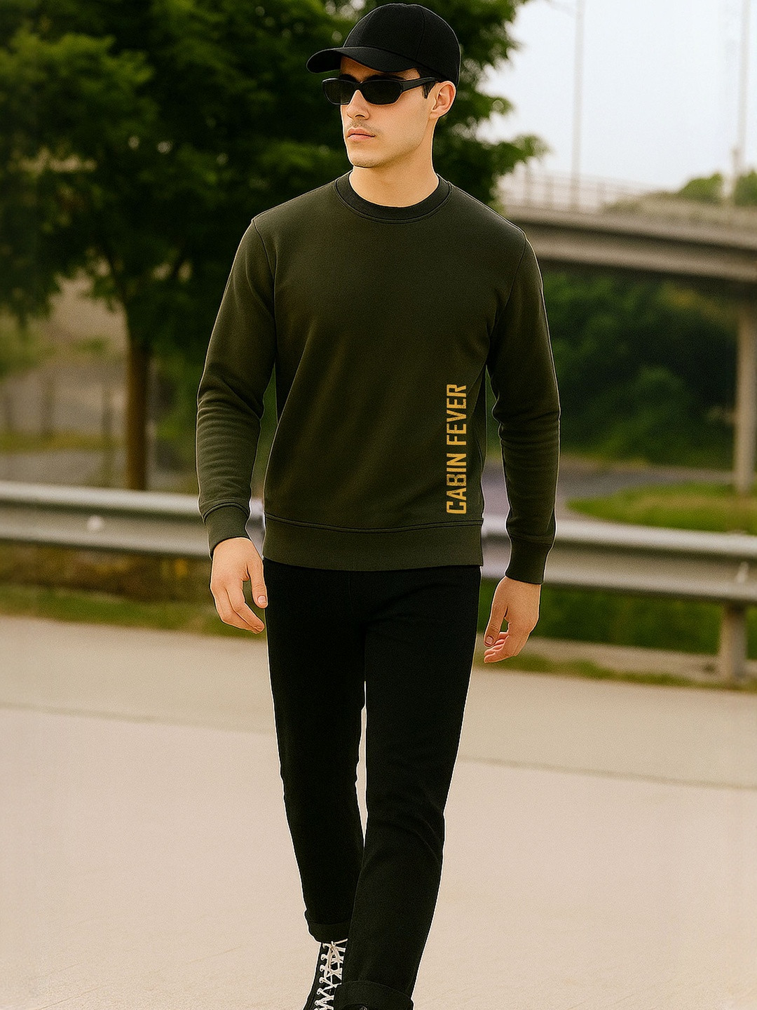 Moda Rapido Men Olive Graphic Printed Sweatshirts