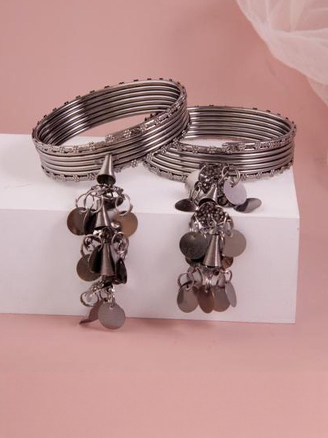 NAVJAI Set Of 2 Multilayered Metal Bangles