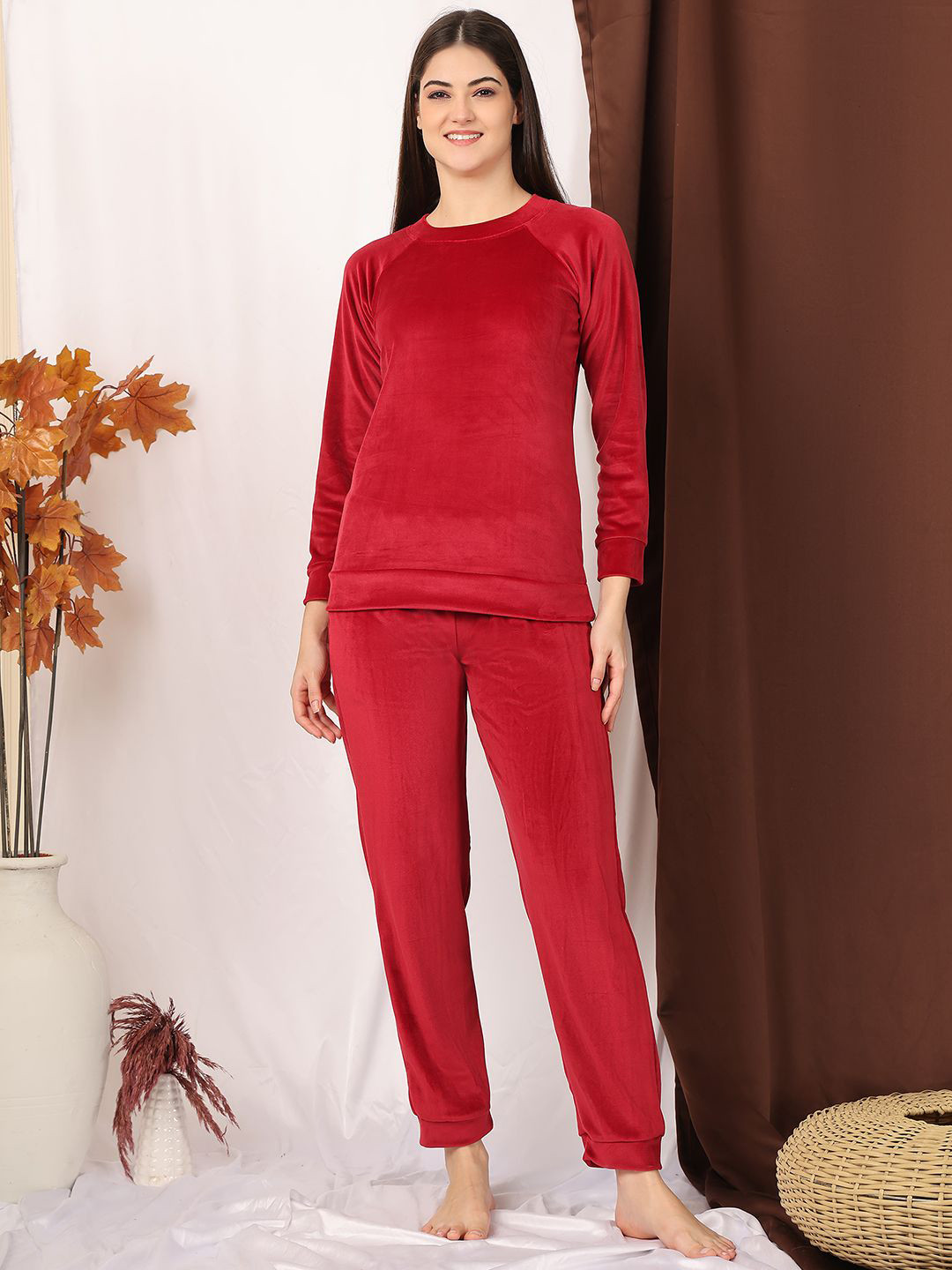 ETC Round Neck Long Sleeves Velvet T-shirt With Jogger