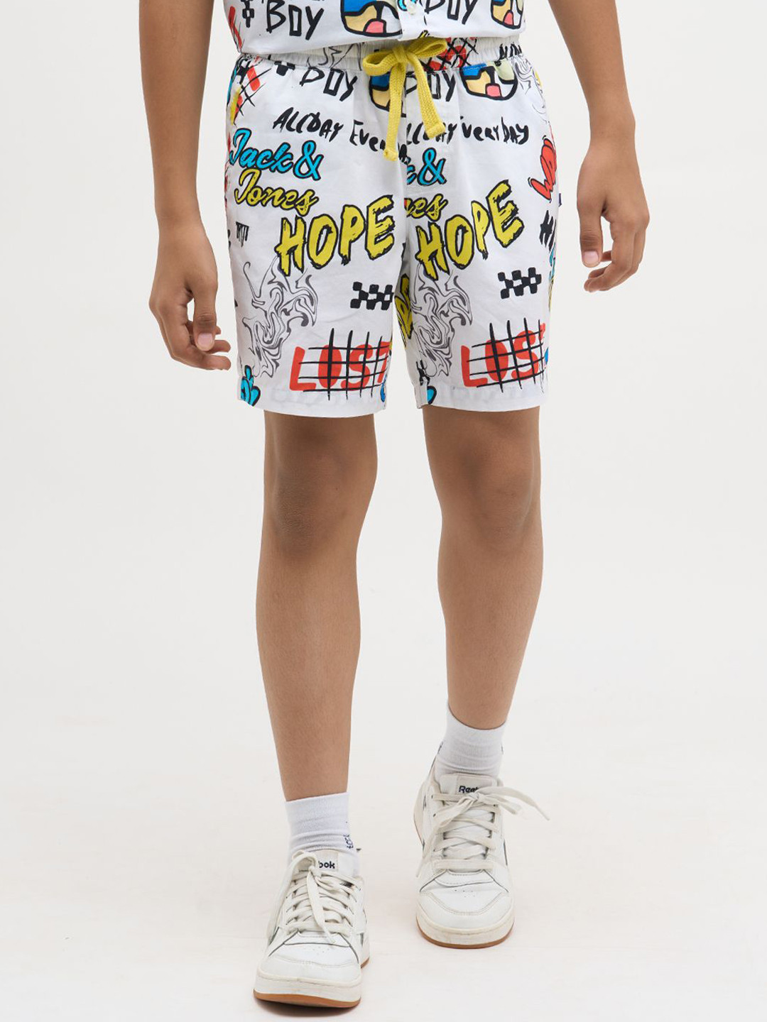 Jack & Jones Junior JJJR RADICAL RIOT SH Boys Typography Printed Cotton Regular Shorts