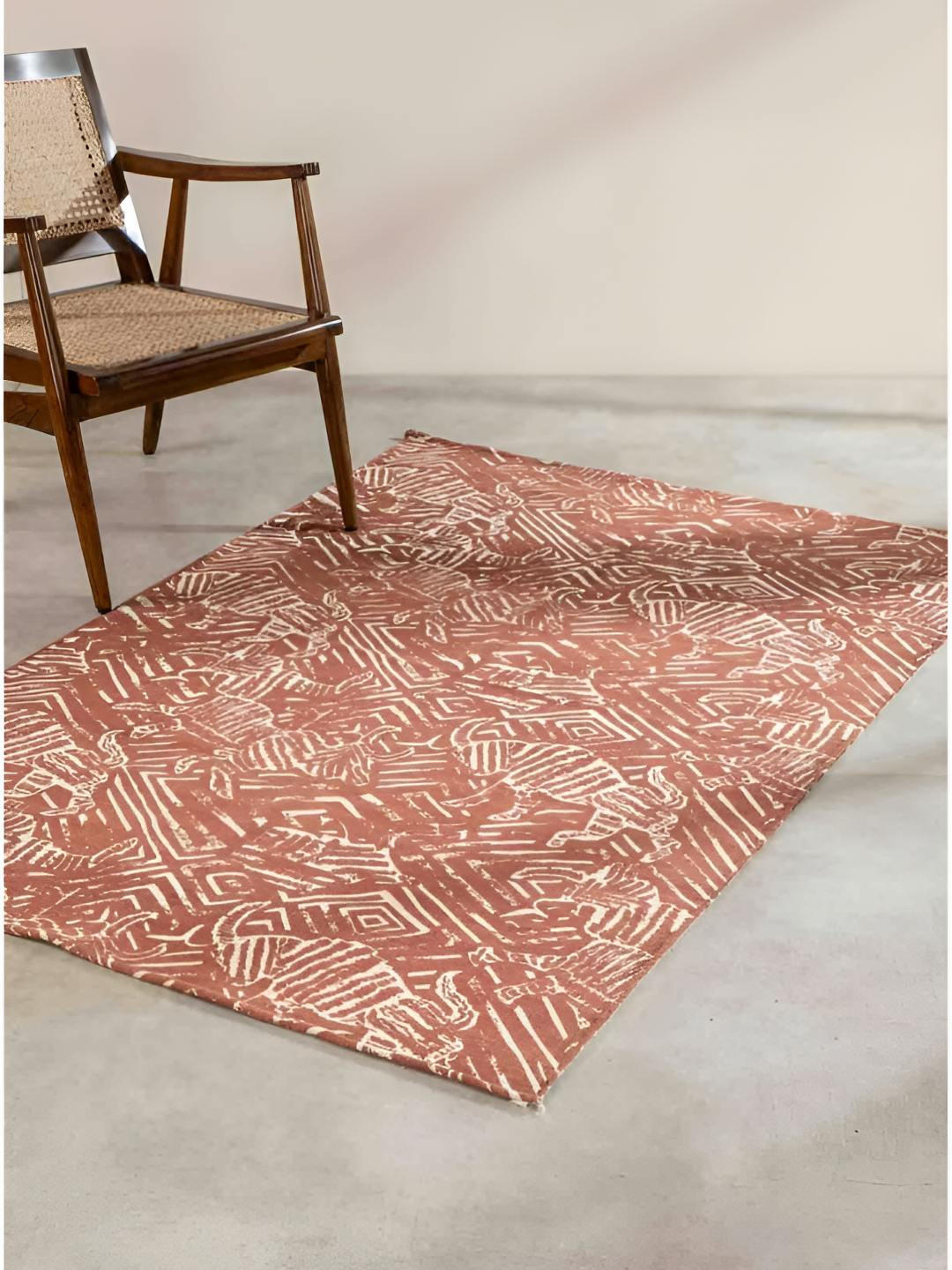 FREEDOM TREE Hidden Bull Red & White Printed Pure Cotton Rug