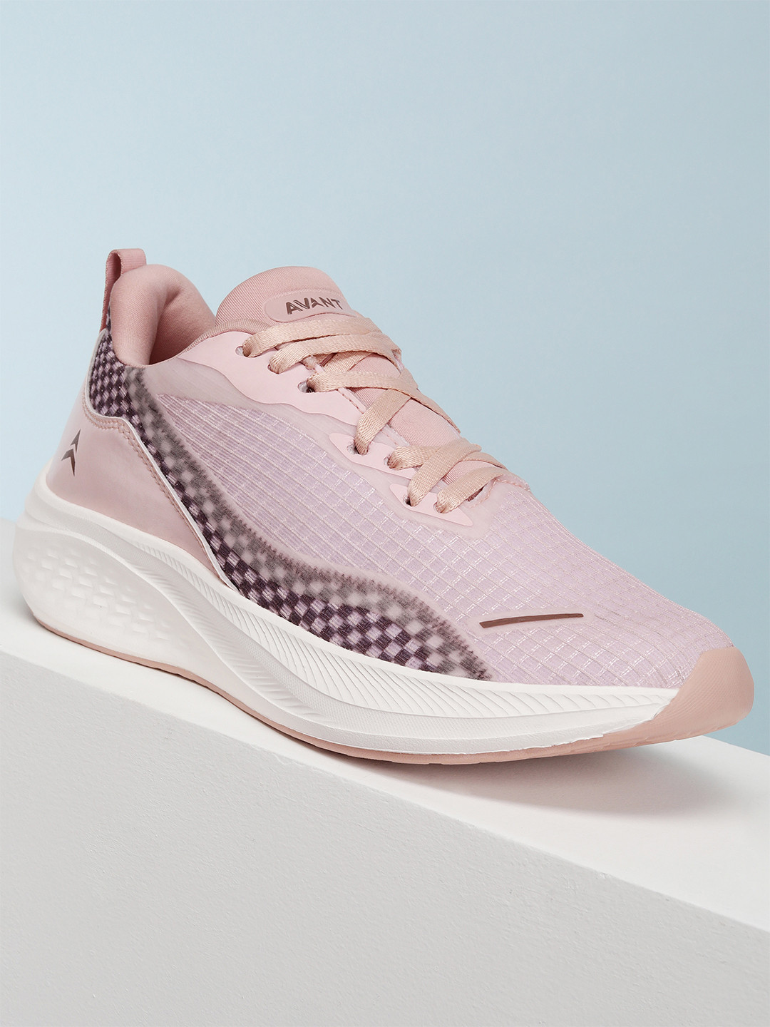 Women Averra Running Shoes - Peach