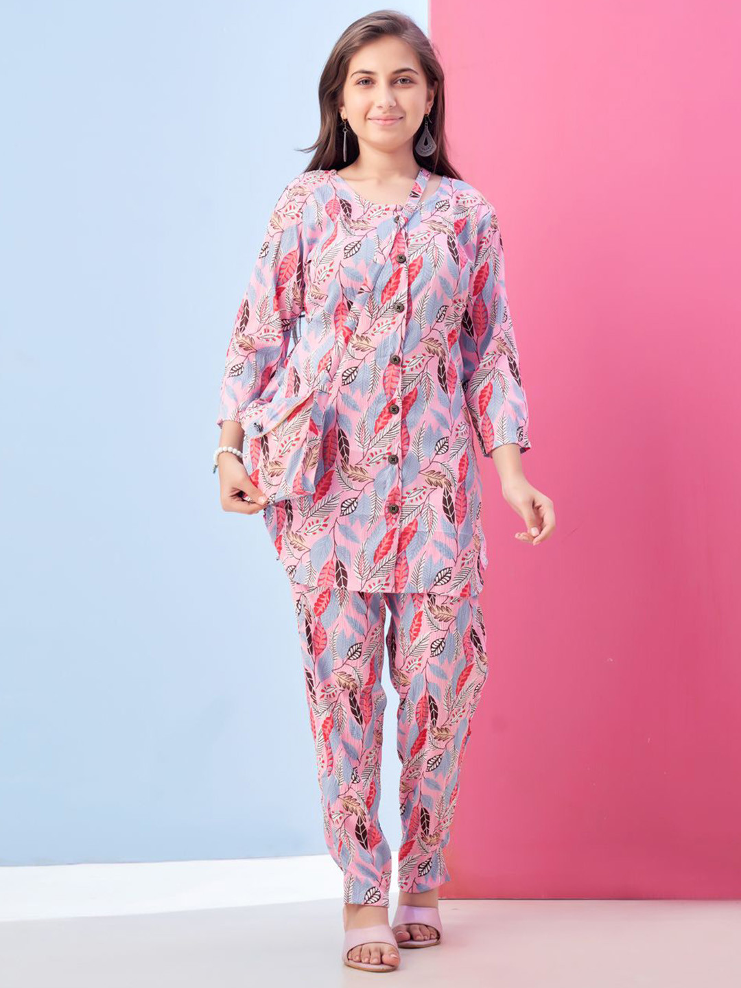 BAESD Girls Pink Colour Leaf Print Polyester Round Neck Casual Wear Co-ord Set