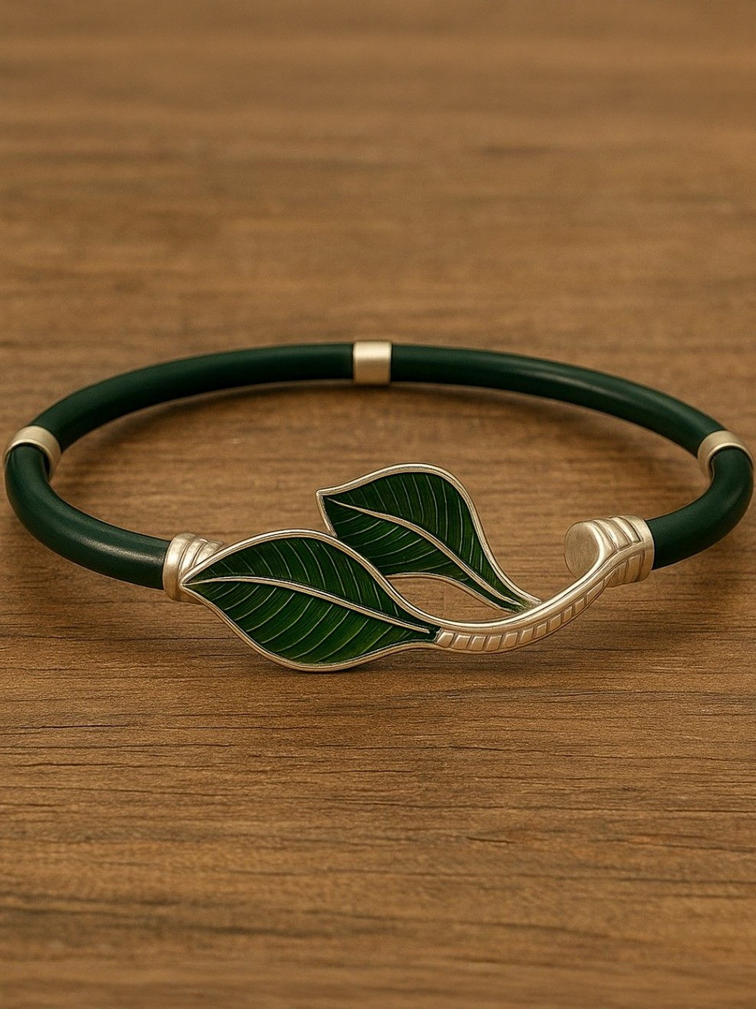 PARASMONI Silver Leaf Design Slip-On Bangle