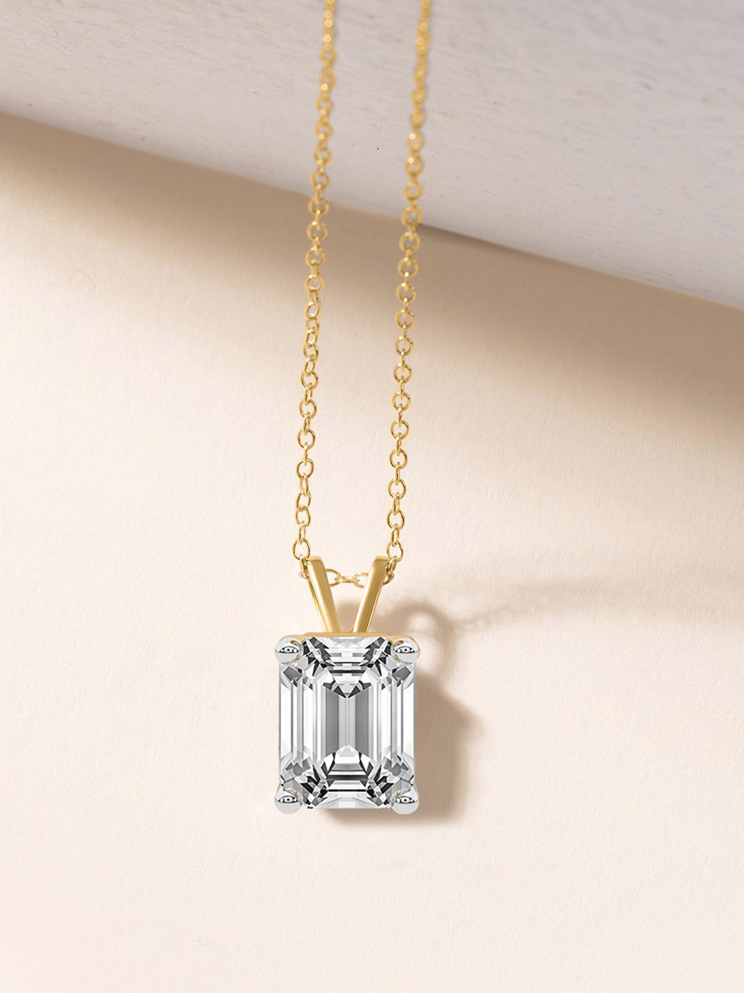 Sparkles 14Kt Gold 4 Prong Emerald Pendant With 0.5 Carat Lab Grown Diamond - 0.65g