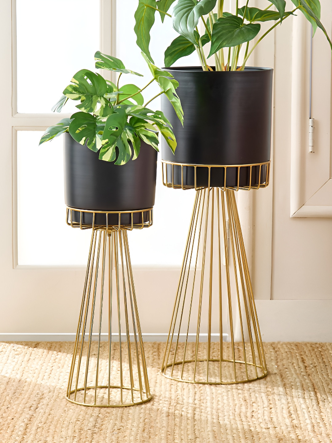 Home Centre Gardenia Fest Black & Gold-Toned 2 Pieces Metal Planters With Stand