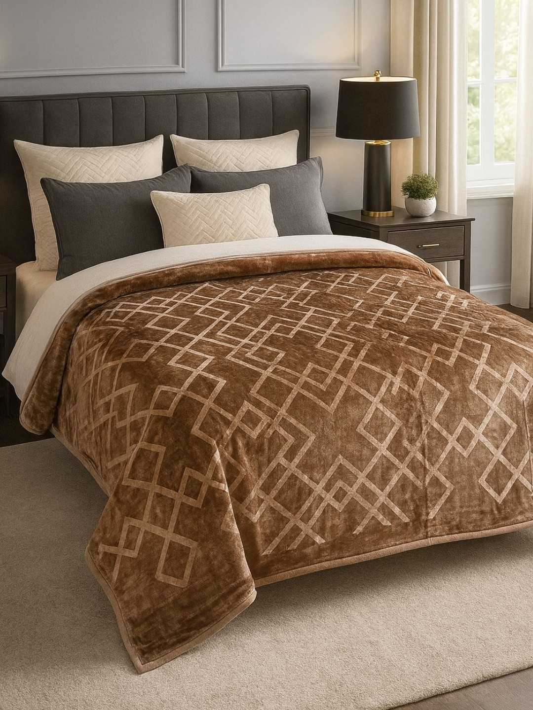 Signature Coffee Brown 600 GSM Solid Polyester Mild Winter Double Bed Blanket