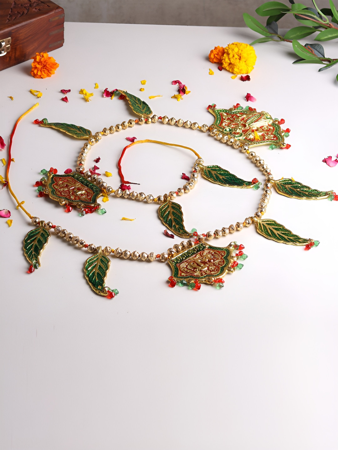 HABERE INDIA Green & Red Toran Festive Decor