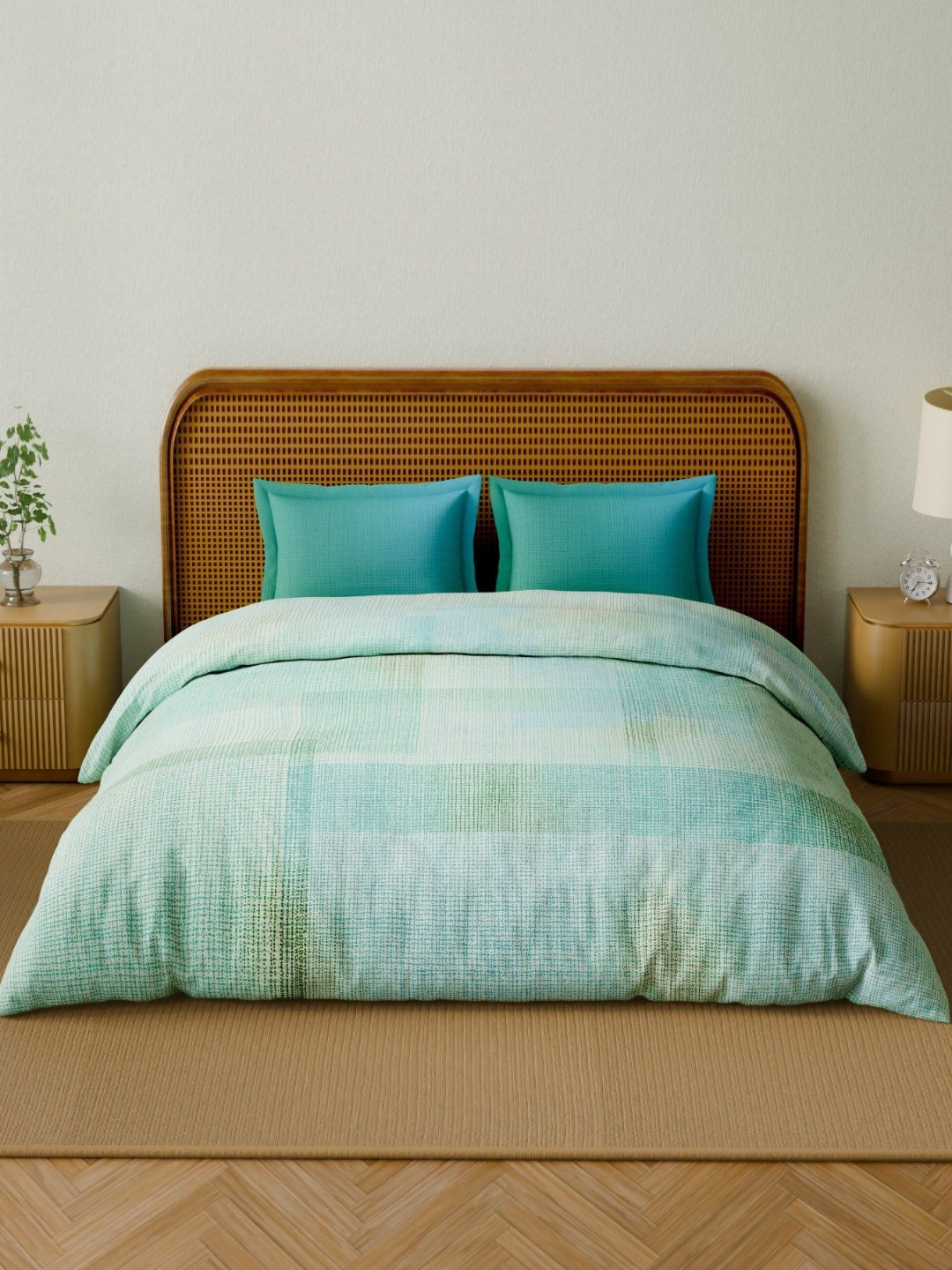 SPACES Blue Geometric Print 180 TC King Bedsheet with 2 Pillow Covers