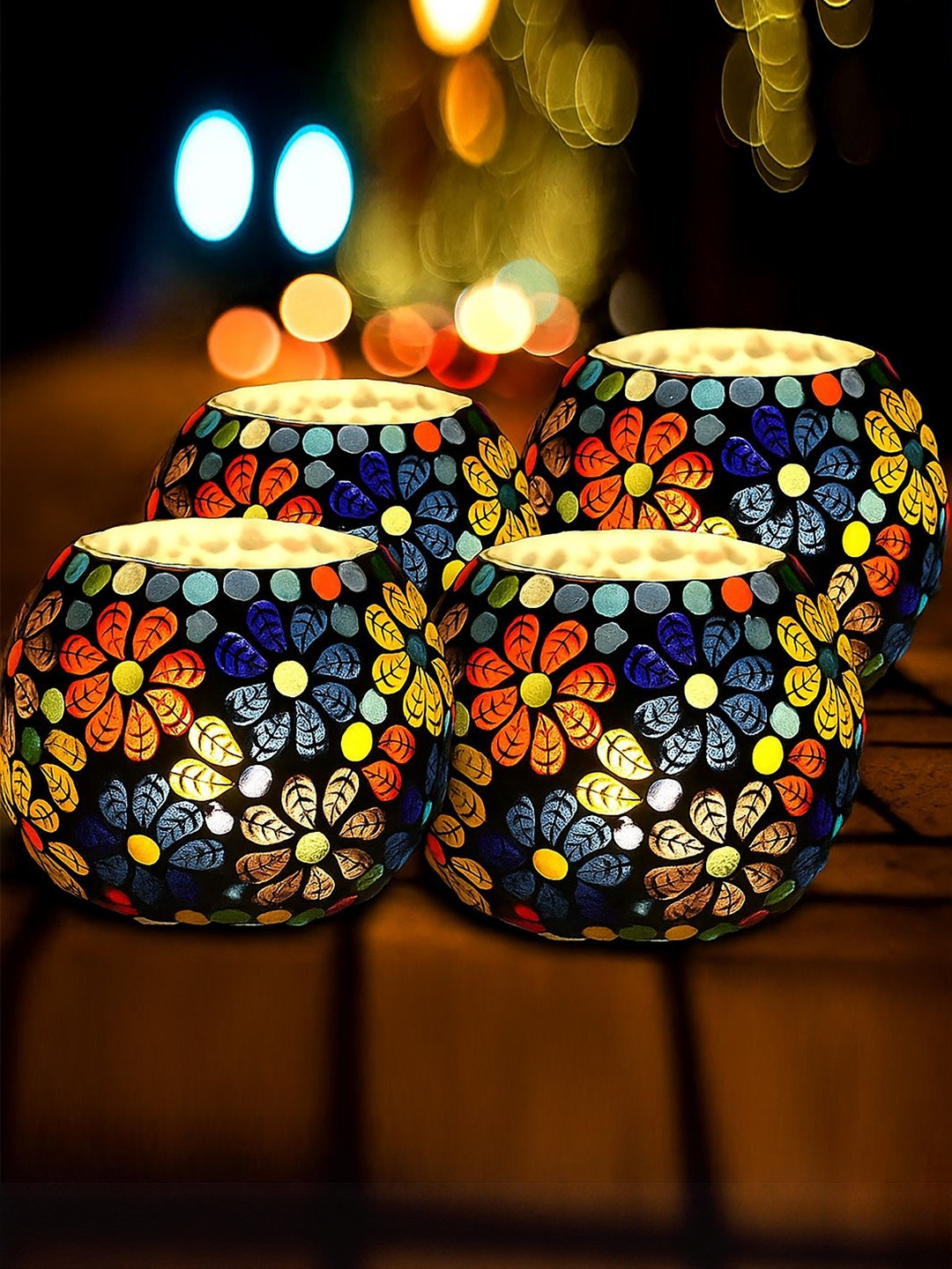 Decorcity  Set of 4 Multicoloured Mosaic Pattern Glass Tealight Candle Holder